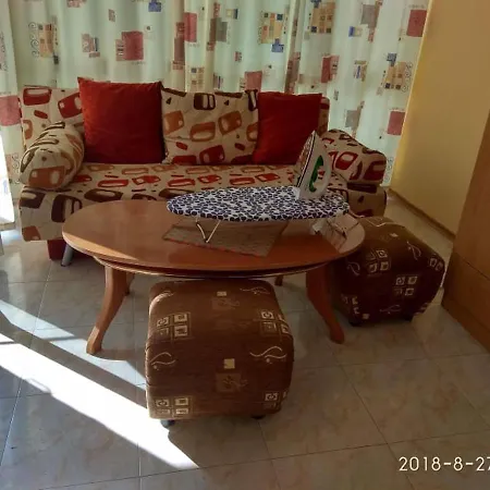 Elit I-studio Bulding2,floor2, Ap.e, Lägenhet Slăntjev Brjag